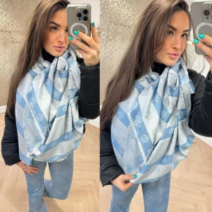 GUESS CRESIDIA KEFIAH SCARF AW5313VIS03